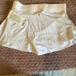 Lululemon Swiftly Tech High-Rise White Skirt